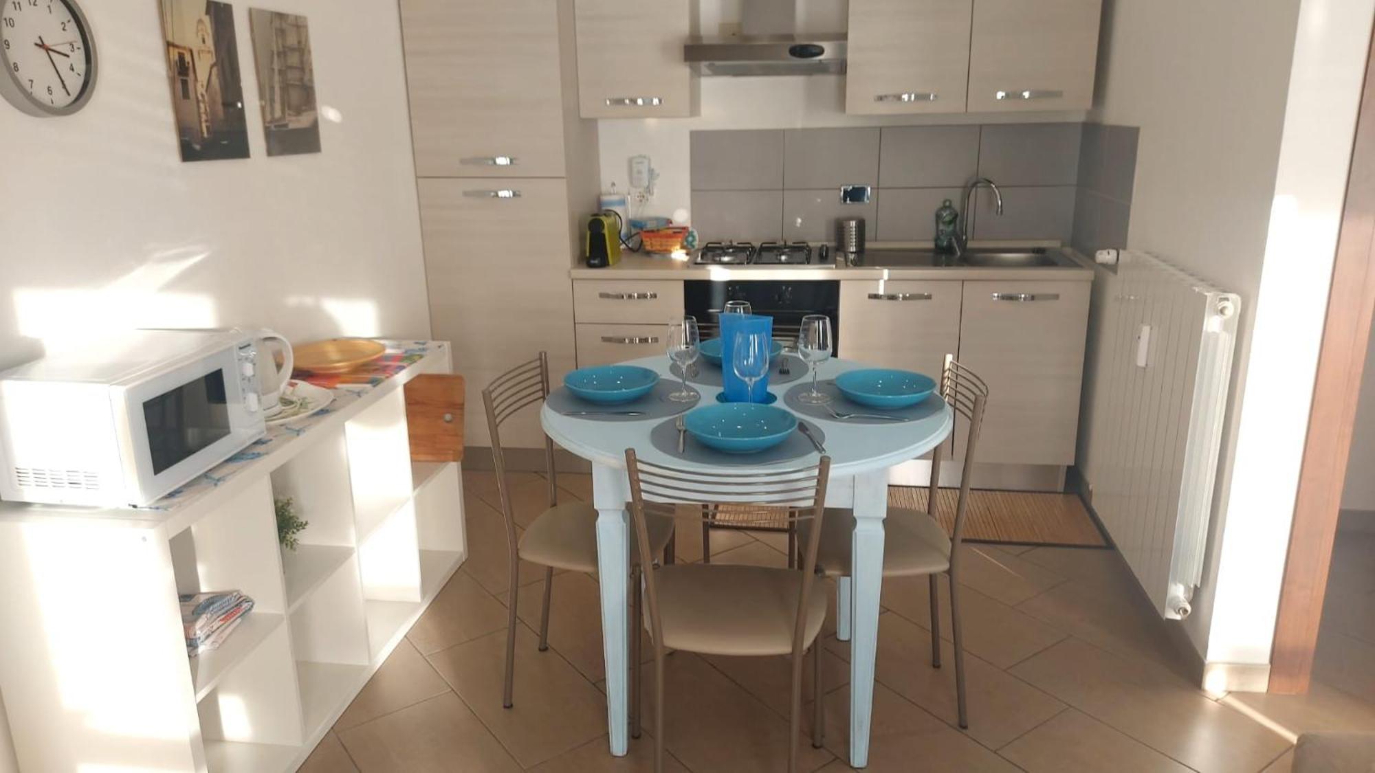 Appartamenti Azzurro Smeraldo Σέστρι Λεβάντε Εξωτερικό φωτογραφία