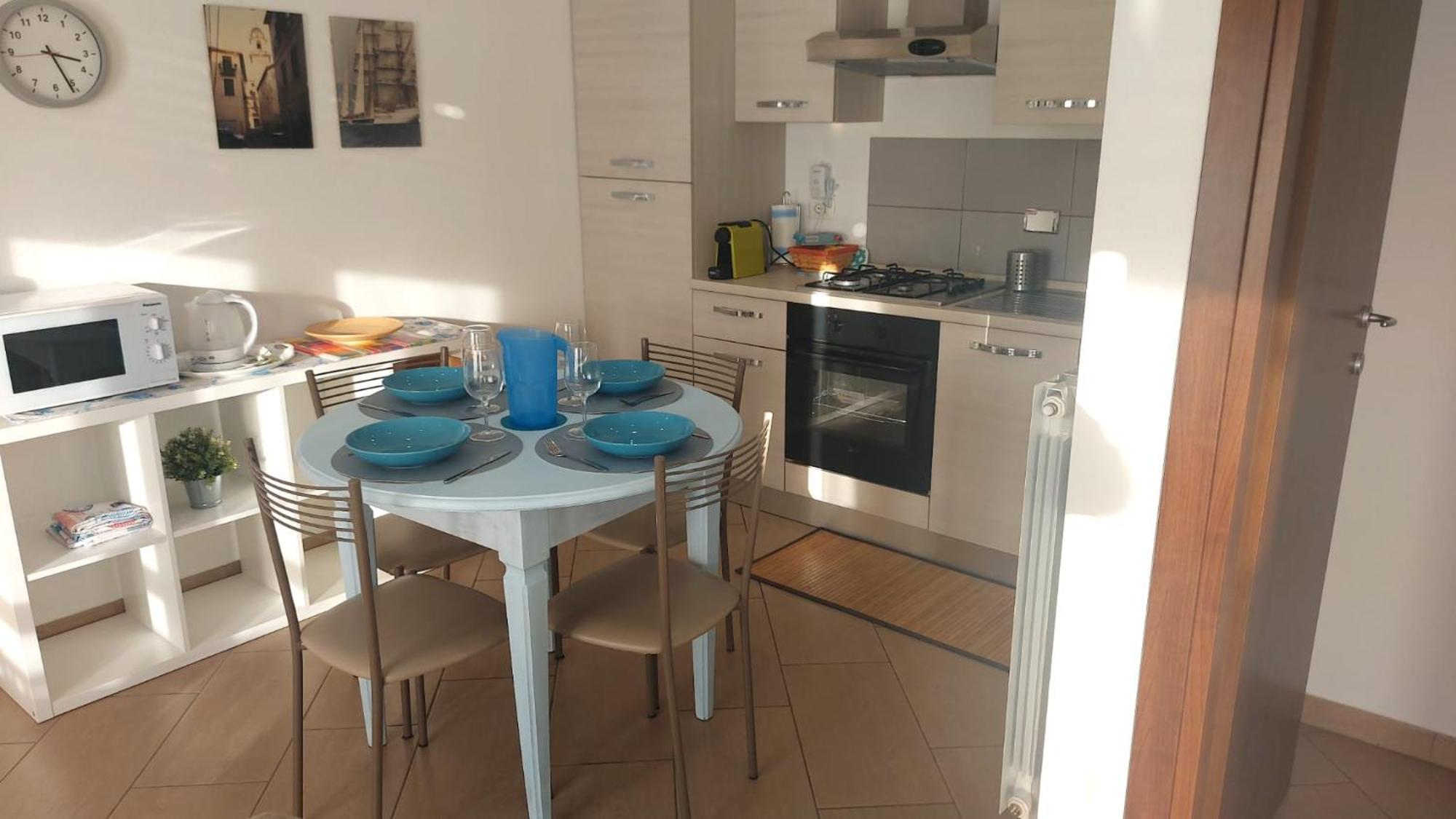 Appartamenti Azzurro Smeraldo Σέστρι Λεβάντε Εξωτερικό φωτογραφία