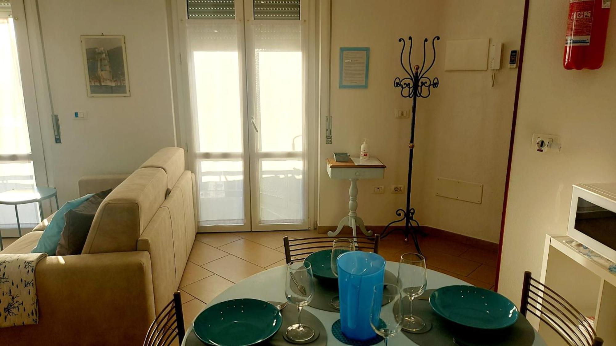 Appartamenti Azzurro Smeraldo Σέστρι Λεβάντε Εξωτερικό φωτογραφία